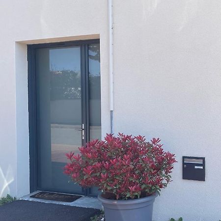 Studio Cosy Tt Confort Proche Aeroport Colombier-Saugnieu ภายนอก รูปภาพ
